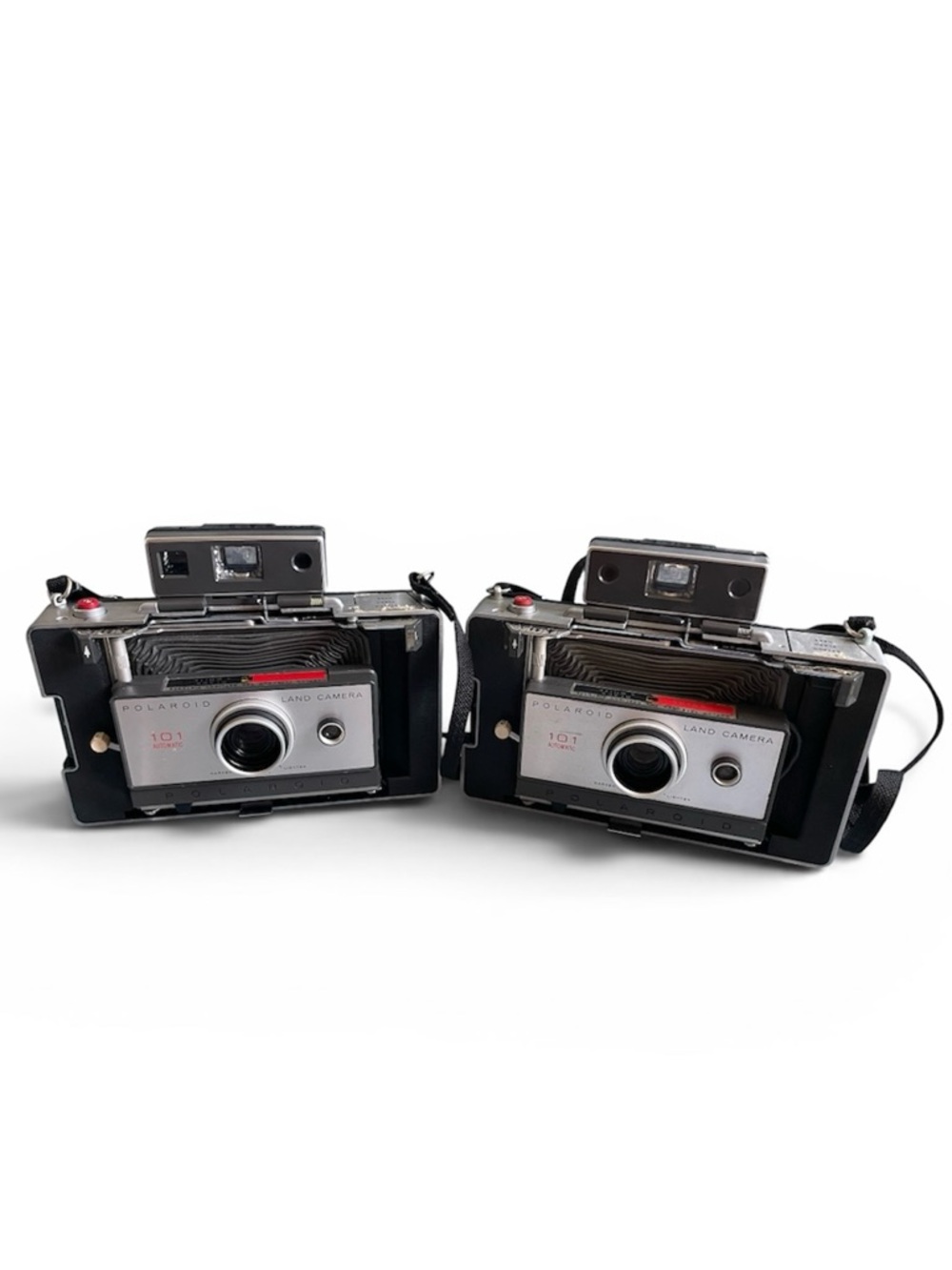 (2) Vintage Polaroid 101 Land Camera Automatic Cameras UNTESTED